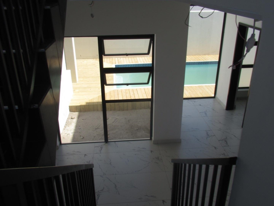 4 Bedroom Property for Sale in Sandown Western Cape